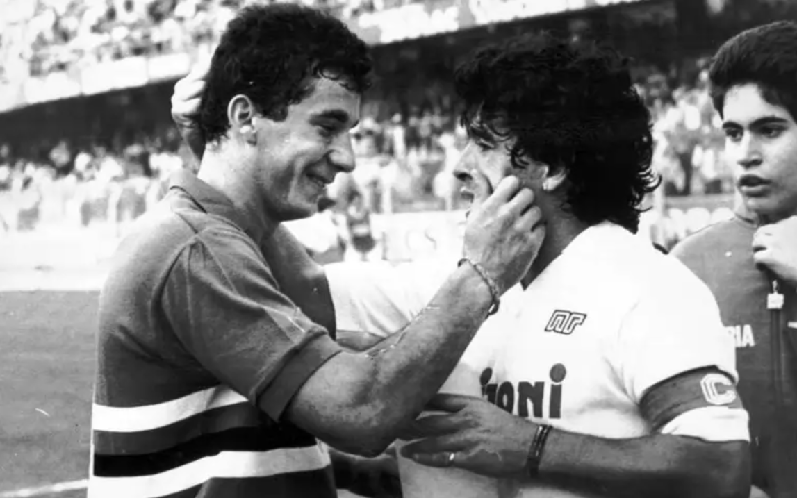 25 November Memperingati Hari Apa? 1 Ikon Sepak Bola dan 2 Legenda MU Berpulang