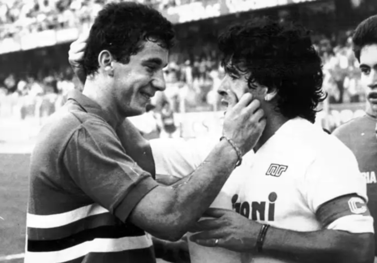 25 November Memperingati Hari Apa? 1 Ikon Sepak Bola dan 2 Legenda MU Berpulang