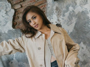 Sisca Saras Comeback dengan Merilis Single 'Terbawa Suasana'