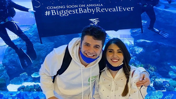 Youtuber Suriah Umumkan Jenis Kelamin Anak di Burj Khalifa
