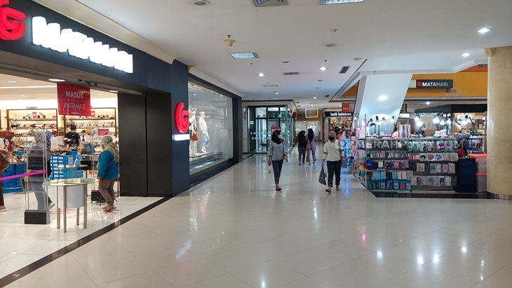  Solo Grand Mall (SGM) mulai buka normal setelah Pemkot Solo melonggarkan aturan PPKM Level 4. (MP/Ismail)
