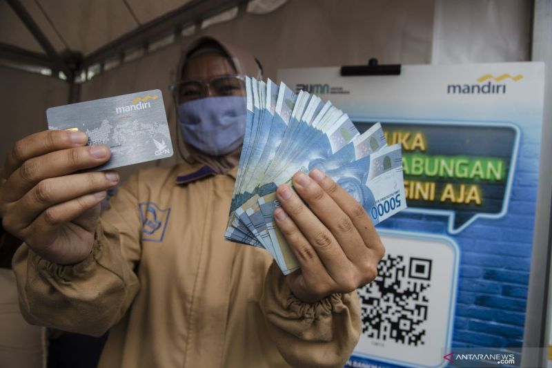 Sabar! Penyaluran Bantuan Subsidi Upah  Rp 900 Ribu Masih Dibahas Kemenaker