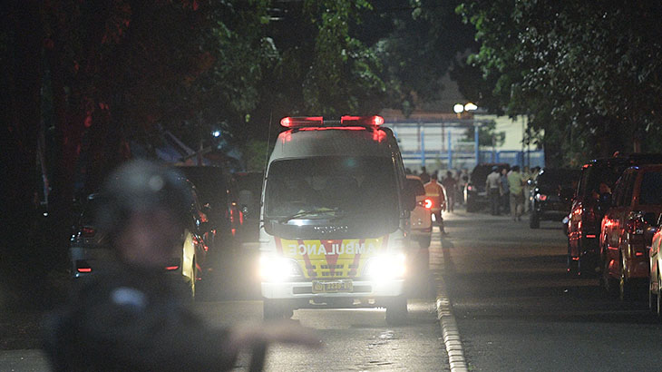 Pelaku Penusukan Dua Anggota Polri Sempat Ikut Salat Berjamaah
