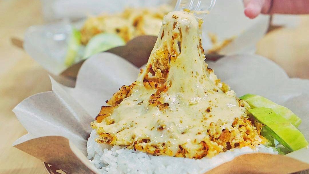 Kuliner Hits Remaja Saat ini: Ayam Krispi Bertabur Keju Mozarella