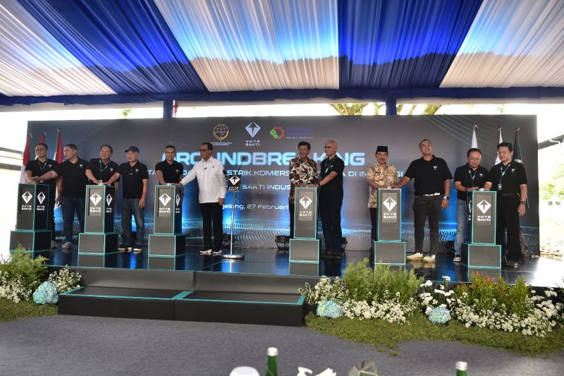 VKTR Bangun Fasilitas Kendaraan Listrik CKD di Magelang