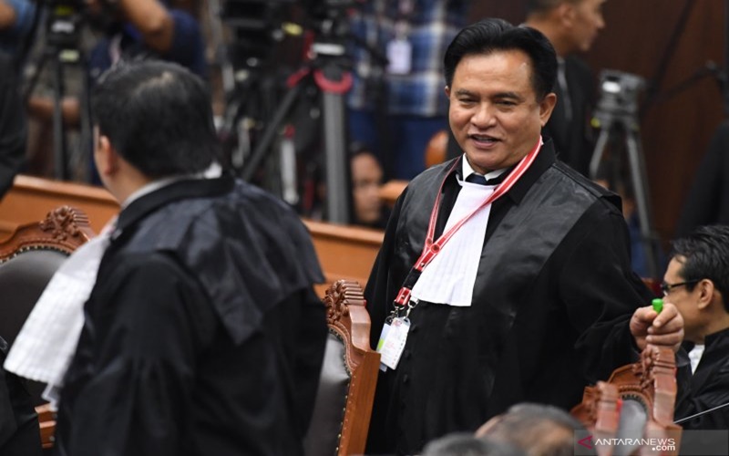 Haris Azhar Batal Jadi Saksi dari Kubu 02 di Sidang MK, Yusril: Saya Gak Peduli