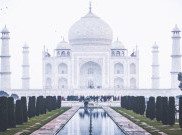 India Tunda Pembukaan Taj Mahal 