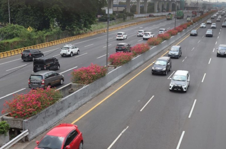 Pelonggaran PPKM Picu Peningkatan Mobilitas Kendaraan di Jakarta