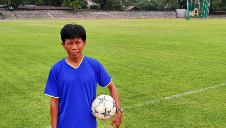 Kisah Mantan Pemain Arseto dan Pelatih Bepe yang Habiskan Waktunya Merawat Stadion Sriwedari