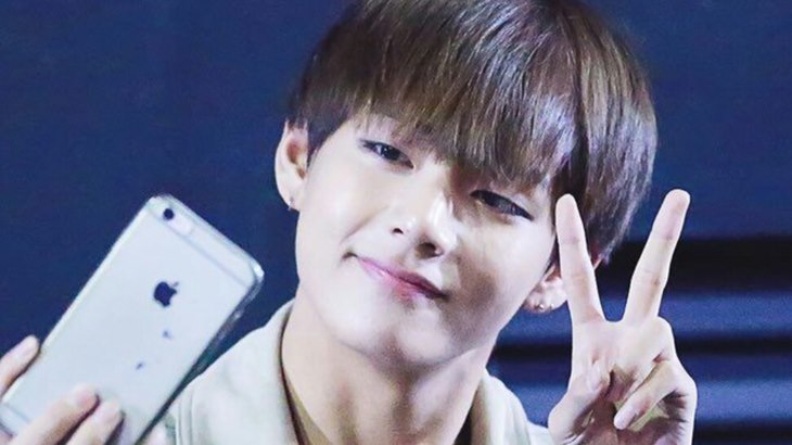 Smartphone Apa Sih Yang Banyak Dipakai Artis Korea? Nih Jawabannya