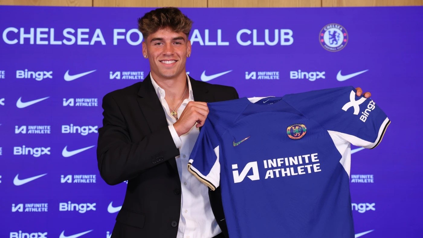 Chelsea Resmi Datangkan Marc Guiu dari Barcelona