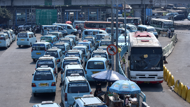 Usai Teror Bom, Terminal Kampung Melayu Kembali Normal