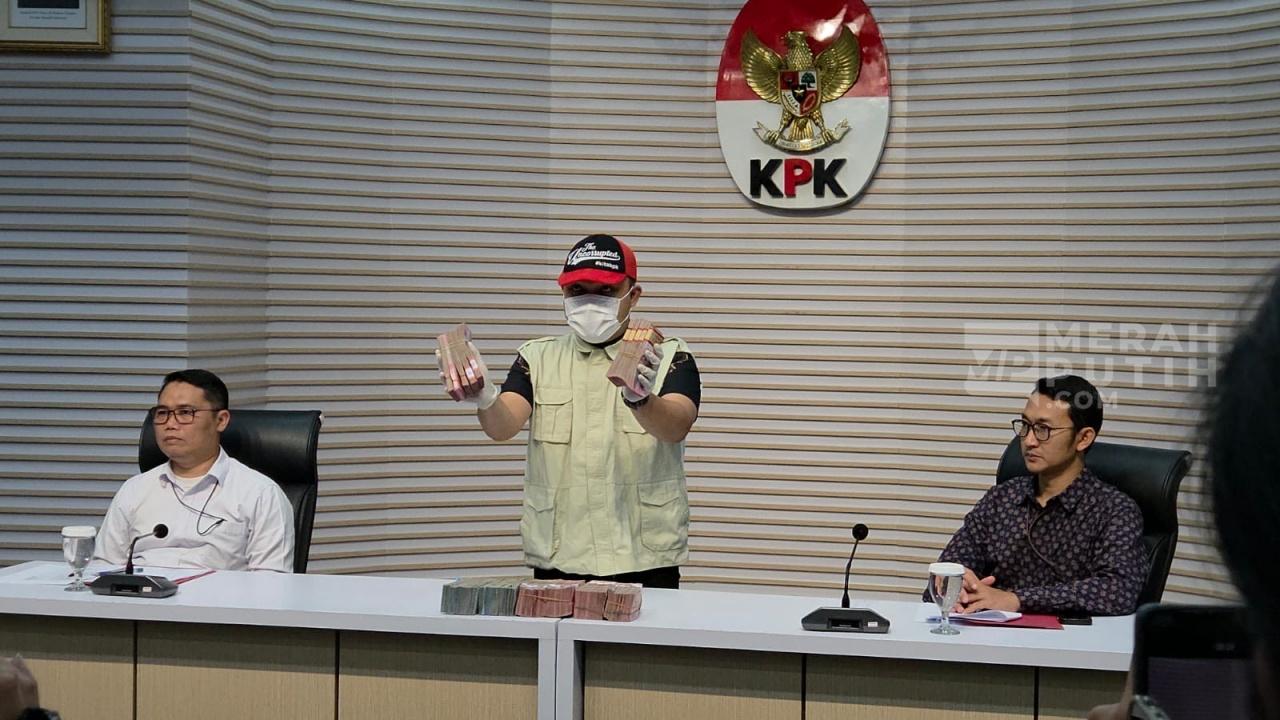 KPK Tetapkan Wali Kota Madiun Maidi Tersangka Kasus Pemerasan Dana CSR