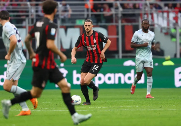 Masa Depan Adrien Rabiot di AC Milan Masih Jadi Teka-teki, Napoli Siap Menikung