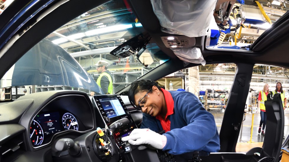 Toyota Telah Membuat 300 Juta Mobil dalam 88 Tahun