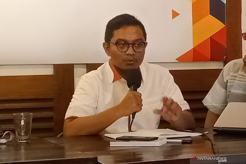 Peneliti dan pengamat politik Centre for Strategic and International Studies (CSIS), Arya Fernandes dalam sebuah diskusi di Jakarta, Kamis (19/9/2019) (ANTARA News/Fathur Rochman)