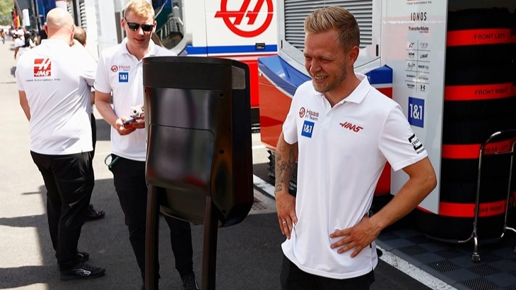 F1 Uji Coba Robot Paddock untuk Dekatkan Penggemar dengan Pembalap