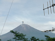Gunung Semeru Erupsi dengan Ketinggian Letusan hingga 700 Meter