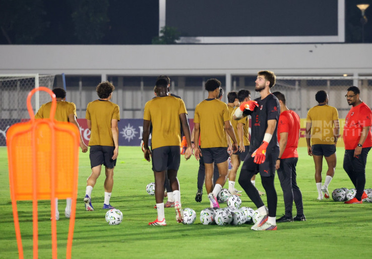 Mengintip Latihan AC Milan di Stadion Madya GBK Senayan Jakarta