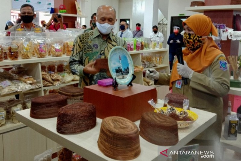 Menteri Koperasi dan UMKM