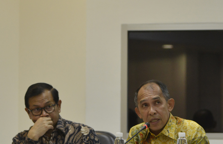 Gubernur Maluku Minta Kapolri Tutup Penambangan Emas Gunung Botak