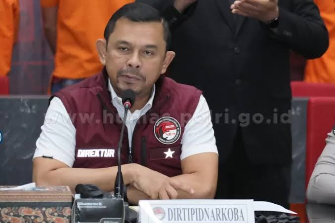 Roman Warga Ukraina Pengendali Jaringan Narkoba Hydra Indonesia Berhasil Dibawa dari Thailand