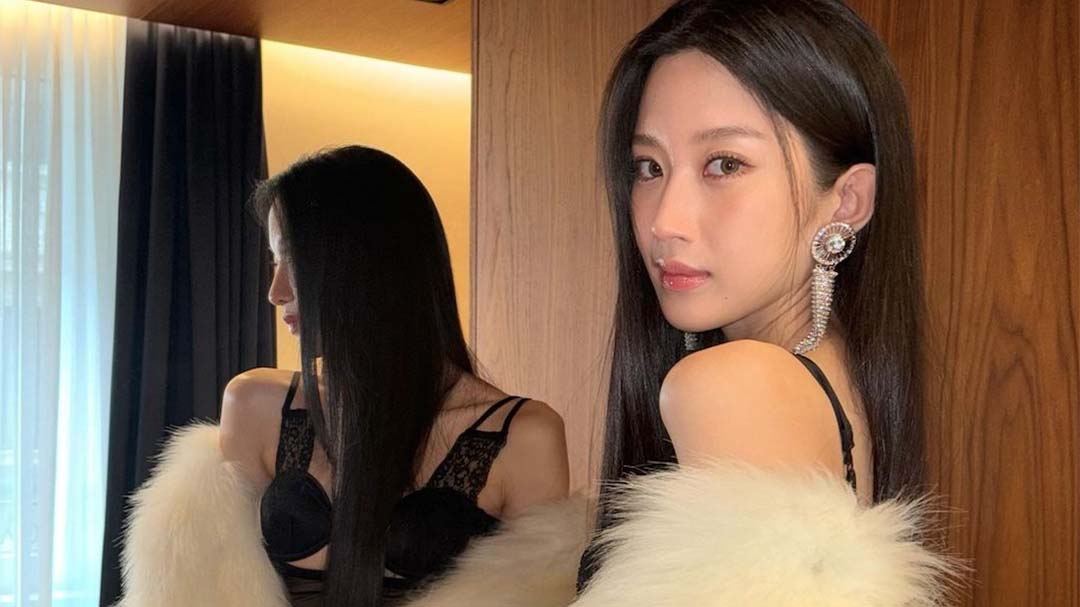 Gaya Sheer Dress ala Rosé BLACKPINK dan Moon Ga-young