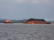 Sungai Mahakam, Jalur Air Vital Pengangkutan Batu Bara di Kalimantan Timur
