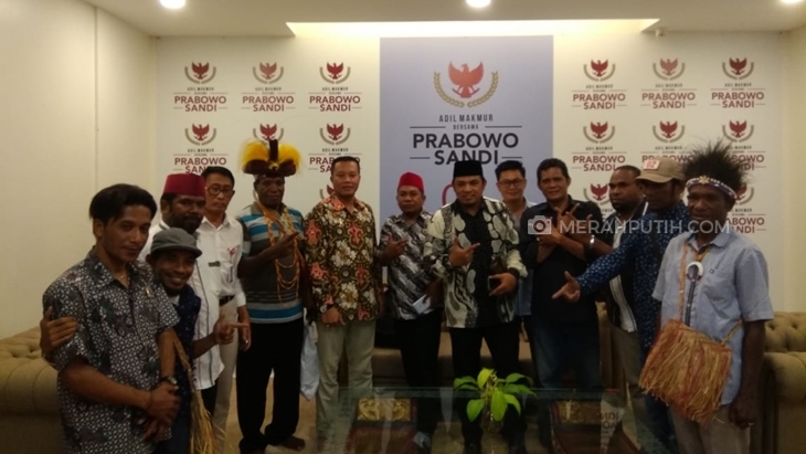 Masyarakat Papua Barat Nyatakan Dukungan untuk Prabowo-Sandi di Markas BPN