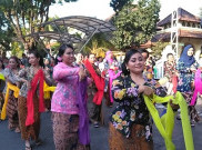 Selasa Wagean Malioboro dalam Nuansa Batik