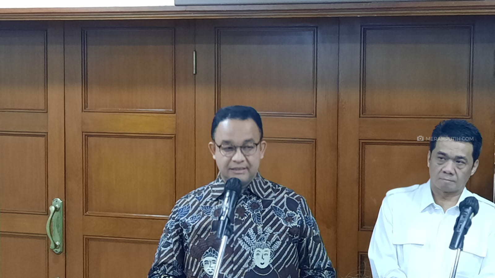 Upaya Anies Benahi Transportasi Publik di Jakarta