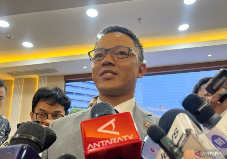 Kemenlu Belum Akan Evakuasi WNI Dari Iran