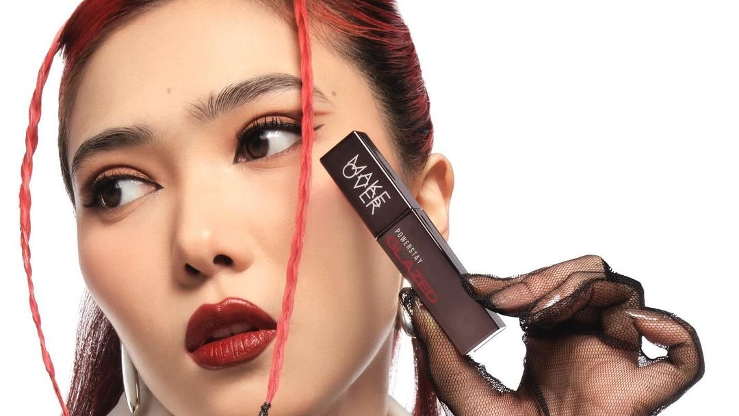 4 Make-Up Item dari Kampanye 'Discover The Unseen' untuk Dukung Perempuan Tampil Maksimal