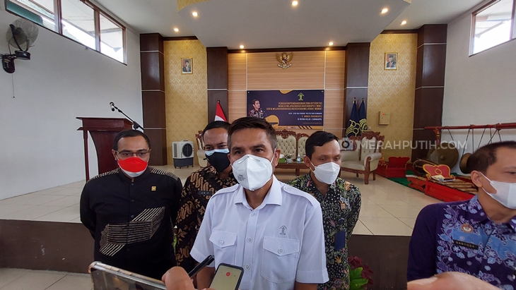  Staf Ahli Bidang Politik dan Keamanan Kemenkumham Y Ambeg Pramarta, Jumat (3/9). (MP/Ismail)