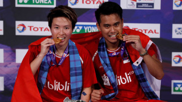 Owi/Butet Juara di Kejuaraan Dunia Bulu Tangkis 2017