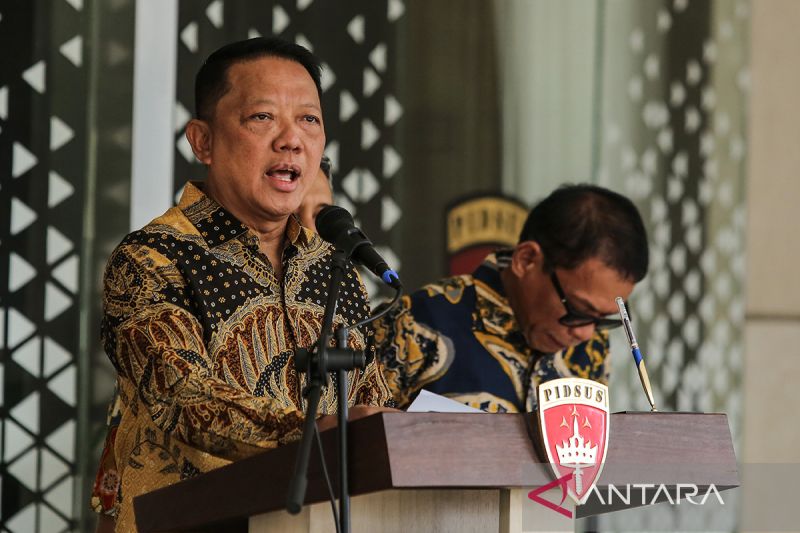 Setelah Rumah Digeledah dan Ditemukan Emas Batangan, Febrie Adriansyah Mundur Jampidsus