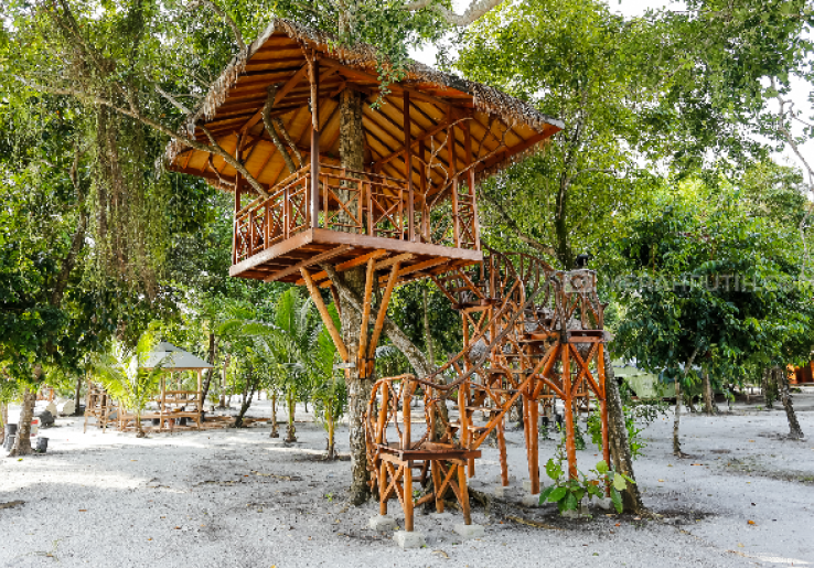 Sehari di Pulau Leebong tak Cukup? Coba Deh Penginapan Ini