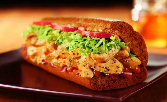 Zesty Steak, Menu Andalan di Kafe Hits Quiznos Sub