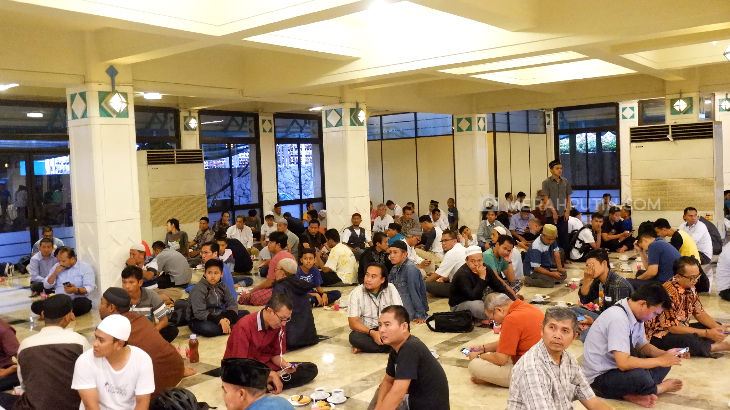 Eco Iftar, Menjaga Kelestarian Lingkungan dengan Pantang Plastik