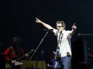 Assalamualaikum, Kuy Belajar Bahasa Indonesia Bareng Vokalis Weezer