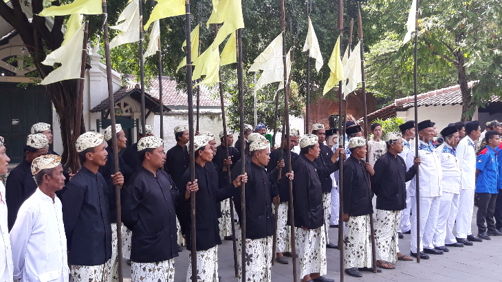 Keraton Cirebon Langsungkan Upacara HUT RI untuk Pertama Kalinya 