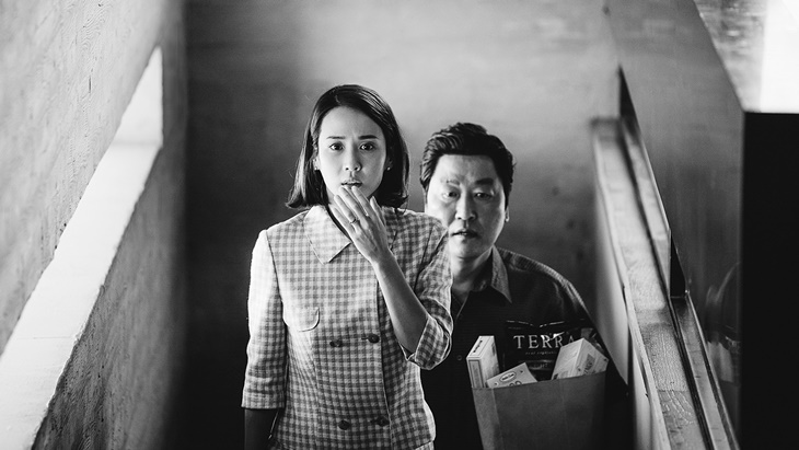 Ini Tujuan Film Parasite Dirilis Kembali Dalam Versi Hitam Putih
