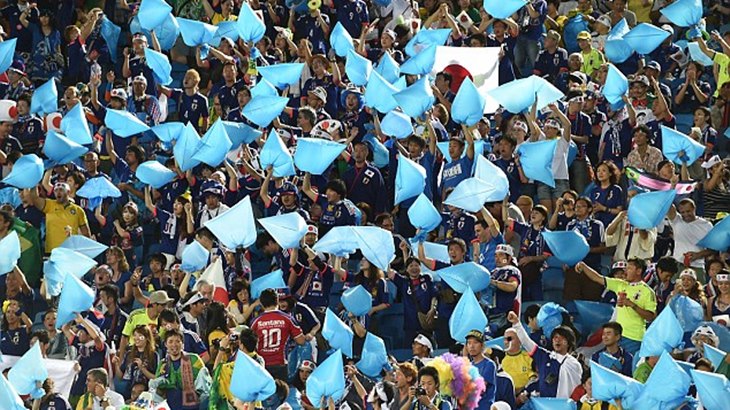Suporter Jepang dan Senegal Dapat Pujian dari Dunia