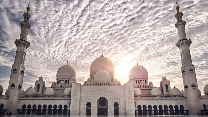 Nostalgia Sandal Masjid Favorit Negeri Aing