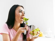 Bayam vs Daun Kelor: Mana yang Lebih Bagus?