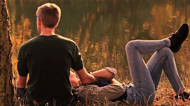 3 Trik Sederhana untuk Membuat Perempuan Tersenyum