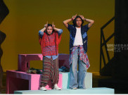 Aksi Kugy & Keenan Merangkai Mimpi dalam Pementasan Musikal Perahu Kertas di Jakarta
