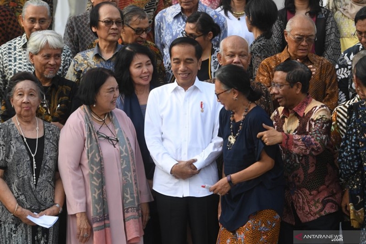 Sejumlah perempuan yang menamakan dirinya Srikandi Milenials melakukan aksi menolak Perppu KPK di Silang Monas - Patung Arjunawiwaha, Jakarta Pusat, Rabu (2/10/2019). (Dok/ANTARA/Arindra Meodia)Sejumlah perempuan yang menamakan dirinya Srikandi Milenials melakukan aksi menolak Perppu KPK di Silang Monas - Patung Arjunawiwaha, Jakarta Pusat, Rabu (2/10/2019). (Dok/ANTARA/Arindra Meodia)