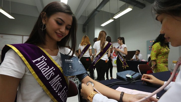 Tebarkan Kepedulian Pada Sesama, Finalis Miss Jakarta Fair 2019 Ikuti Program Donor Darah