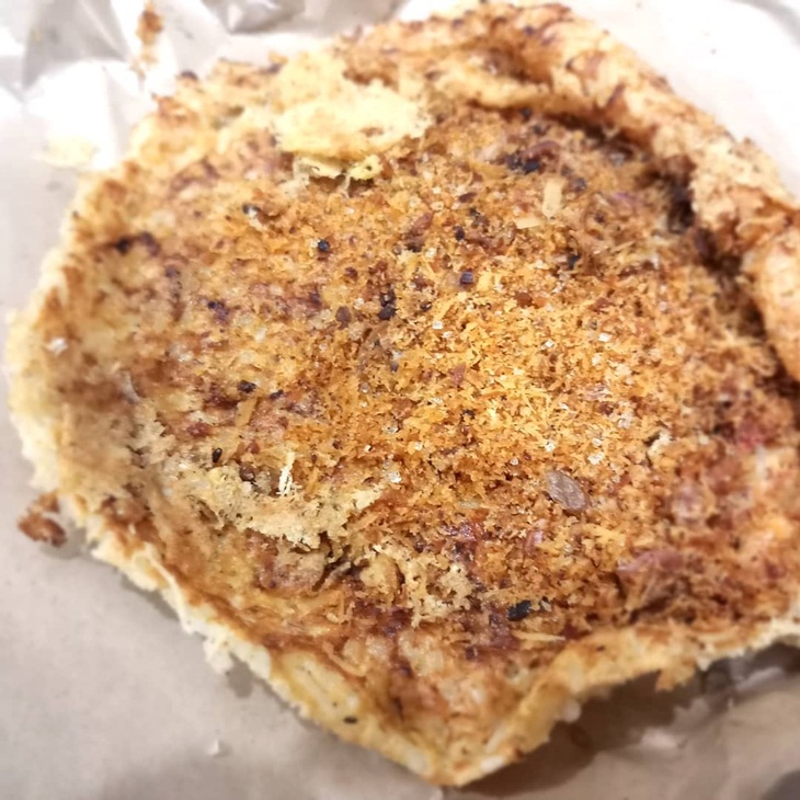 Kerak telor. (Foto: Instagram/rayten.20)
